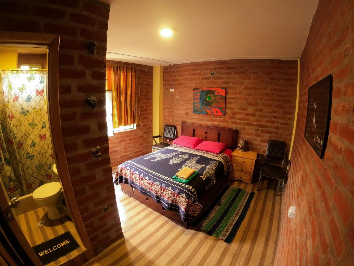 Hostal La Casa Amarilla City Bed and Breakfast Baños Esterno foto